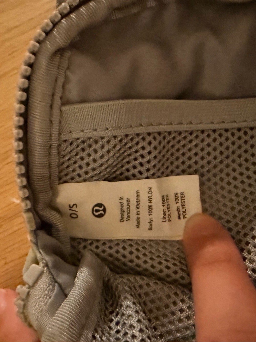 Lululemon Everywhere Belt Bag - Picture 6 of 6